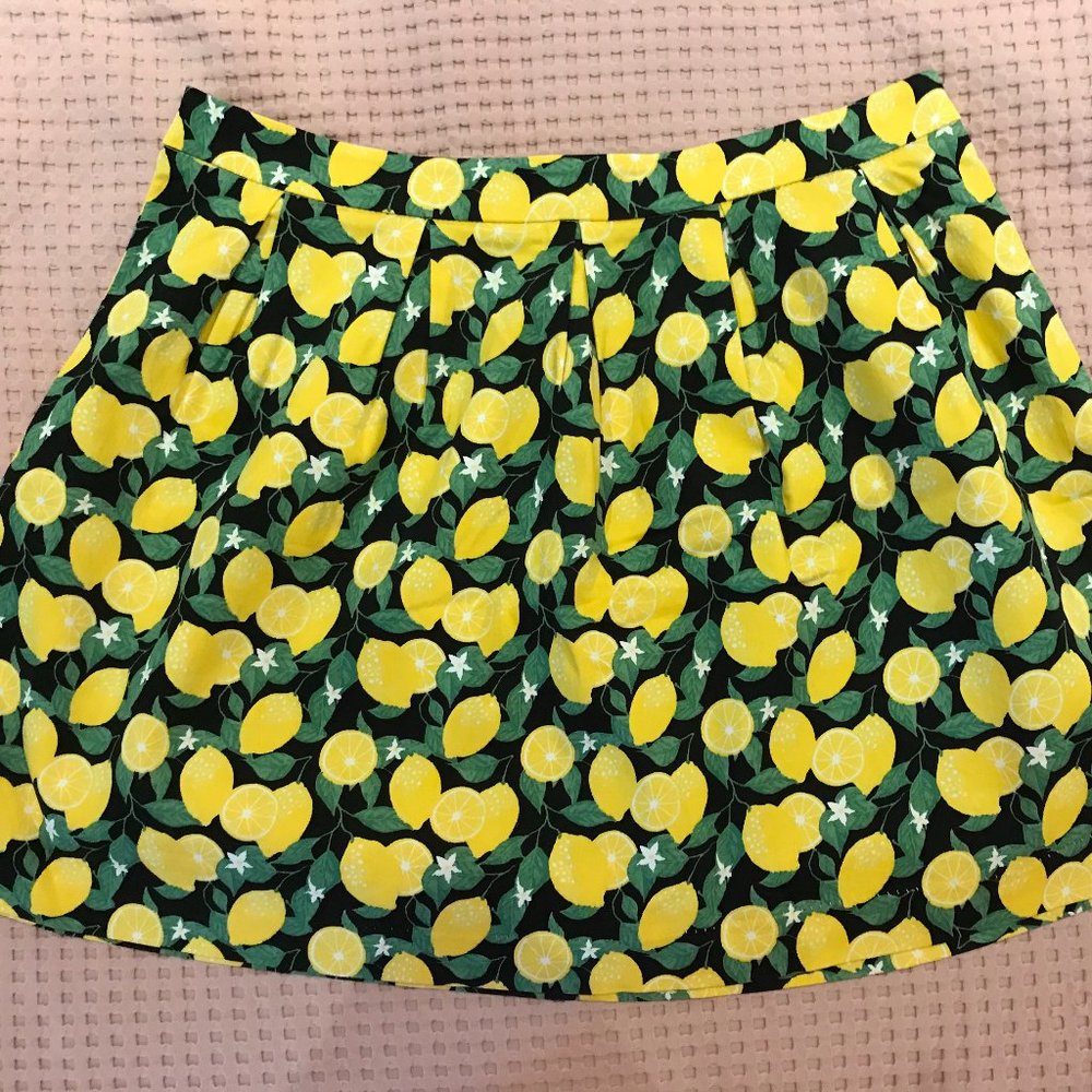 2/$20 Lemon Print Cotton Mini Skirt Large